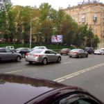 Варшавское  шоссе, дом 8    учебно-спортивный центр «Труд», Сбербанк, магазин  «Кухни», стоматология, Российская Академия естественных наук,  Совкомбанк, Международная общественная академия авторов научных открытий и  изобретений, управа Донского района, школа 630, клиника «Основа»,  2-я баптистская церковь, медицинский колледж, поликлиника 67, бизнес-центр  «Евро-град XXI век», Subway, салон красоты, кофейня  «Шоколадница», магазин «Продукты», автосервис «Ford  House», Девелопмент недвижимости КартПропертиес, жилой комплекс Лофт,  Даниловская мануфактура, Аренда и заказ самолетов, вертолетов Leading Charter  Technologies, ритуальные принадлежности «Ритфуракс», Общественный  фонд Проект Минфина России по повышению финансовой грамотности, Газпромбанк —  банкомат, Центр обучения по электробезопасности, страховая компания  «Согласие», медцентр ПримаМед, отель «Азимут», билборд 6х3, Статика, сторона B