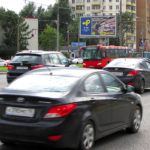 Волгоградский  проспект, дом 82/37, пересечение с Зеленодольской улицей    станция метро «Кузьминки», супермаркет «Перекресток»,  М-видео, Евросеть, Аптека А5, магазин одежды ХЦ, Снежная Королева, японский  ресторан «Планета суши»,  Иль  Патио, KFC, Макдональдс, билборд 6х3, Статика, сторона B