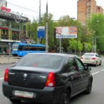 Зеленый  проспект, между домами 52 и 54, до пересечения со Свободным проспектом    станция метро «Новогиреево», ТЦ»Меркурий», ТК  «Зеленый Проспект», ТЦ «Олимп», кафе «Му-му»,  ресторан «Якитория», Сбербанк, салоны связи «МТС»,  «Билайн», фирменный магазин «Рублевский»,  магазин «Фрутаминка», салон  красоты «Астэра», пекарня, мебельный магазин  «Форема-кухни», магазин подарков «Красный куб», ювелирный  магазин «Яшма золото», аптека, кинотеатр «Каро фильм Киргизия», билборд 6х3, Статика, сторона B