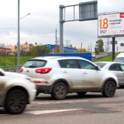 Энтузиастов  шоссе, после пересечения с МКАД    АЗС, развязка с МКАД, ресторан «Макдоналдс», автосалон  «Автокей», билборд 6х3, Статика, сторона B